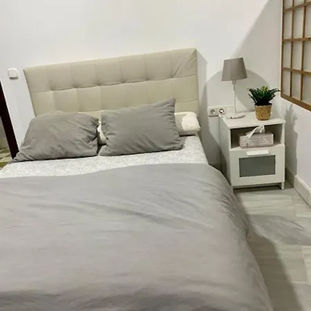 Holidays2malaga Jinetes Junto Casco Histórico&parking Apartamento